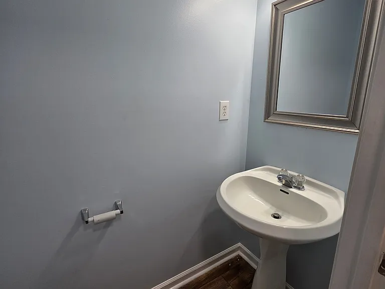 50 Princeton Glen Ct — Photo 7