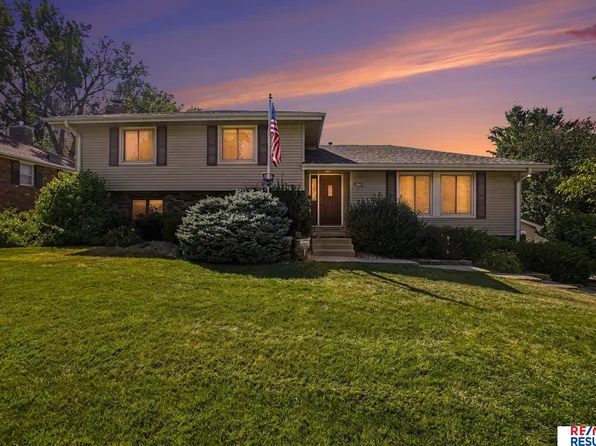 6244 Ponderosa Dr, Omaha, NE 68137