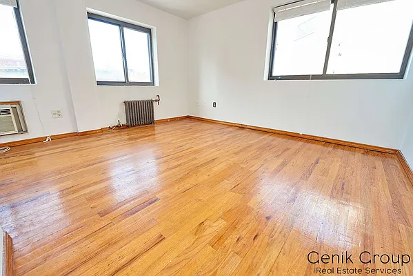 Rented by Genik Group Corp | media 31