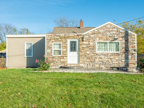 4601 SW 3rd St, Des Moines, IA 50315