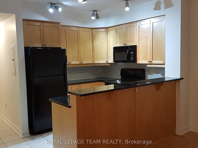 570 Laurier Ave W #1801 — Photo 16