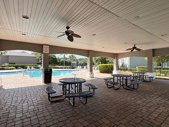 5th image of 581 Scrub Jay Dr #2