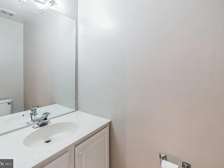 12876 Fair Valley Ct — Photo 25