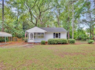 1362 Pamalee Dr, Fayetteville, NC 28303