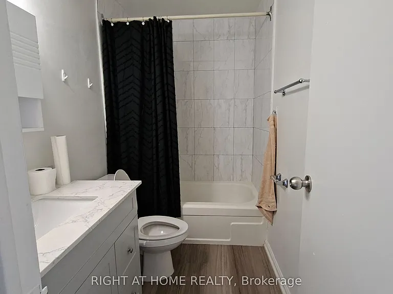 10 Sunny Glenway #511 — Photo 24