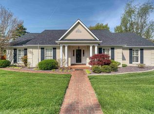 461 E Meade Dr, Evansville, IN