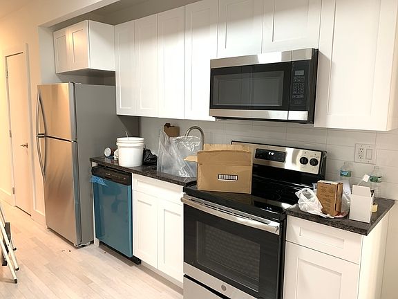 3rd image of 55 Linden Blvd APT 3K