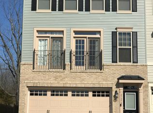 25298 Arrowroot Ter, Chantilly, VA 20152