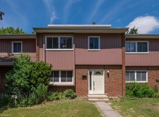 121 University Ave E #74, Waterloo, ON N2J4J1