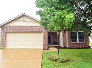 18787 Prairie Crossing Dr, Noblesville, IN 46062