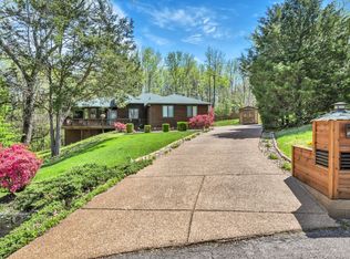 2002 Hidden Ridge Ct, Mount Juliet, TN 37122