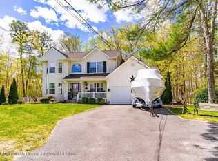 221 Stage Rd, Little Egg Harbor, NJ 08087