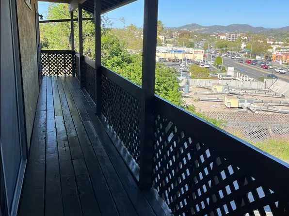 (undisclosed Address), Vista, CA 92083