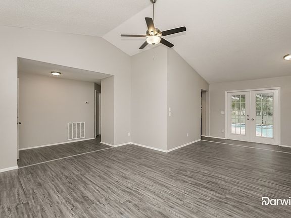 5th image of 7392 Flyway Dr