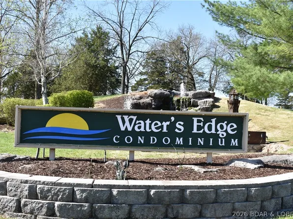 101 Circle Edge #2B, Lake Ozark, MO 65049