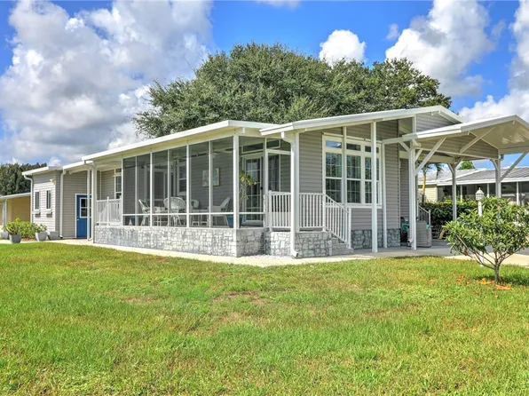 401 Loquat Dr, Barefoot Bay, FL 32976