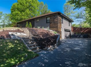 215 W Hudson Ave, Dayton, OH 45405