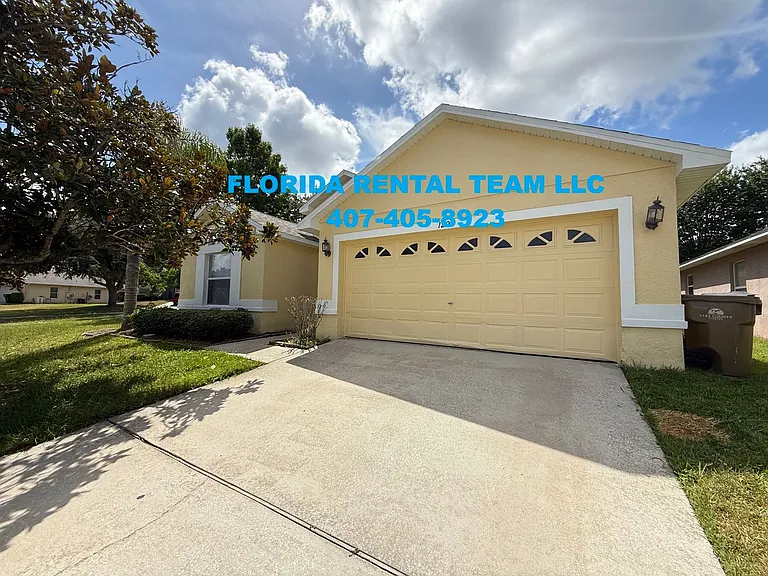 1221 Singleton Cir — Photo 1