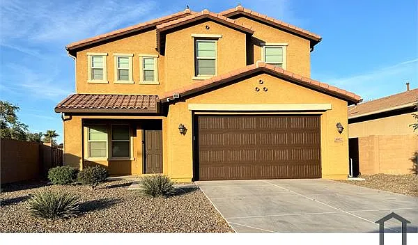 5 bed, 3075 sqft, $3,850 — Photo 2