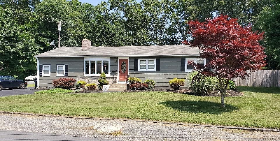 76 Maple St, Coventry, RI 02816 | Zillow
