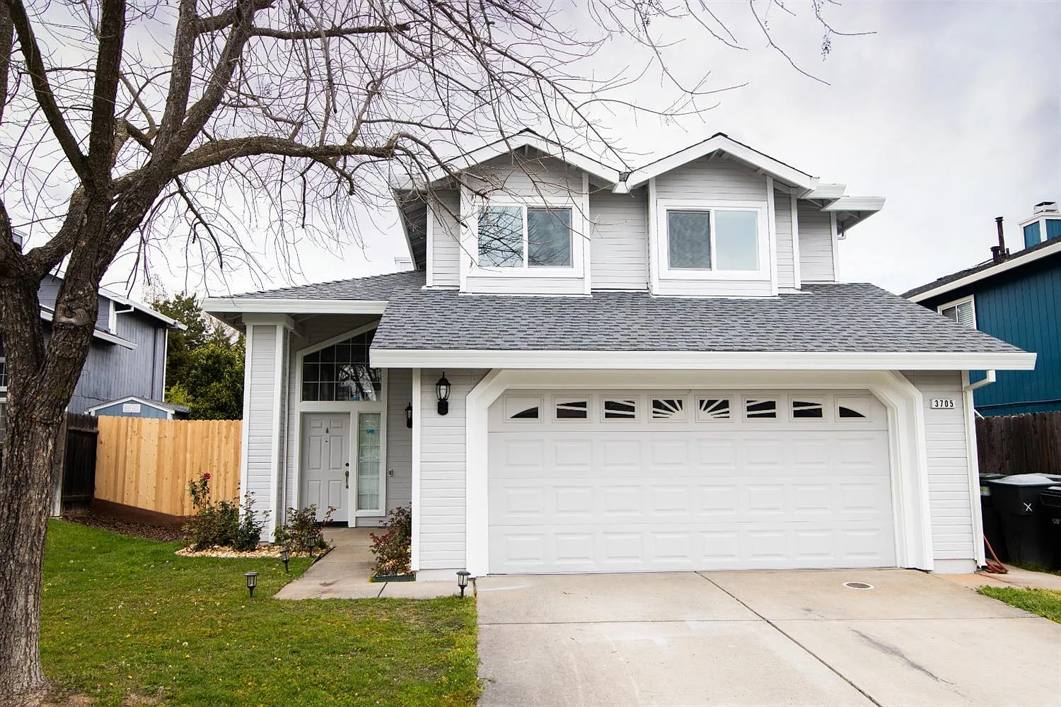 3705 Pine Hollow Way photo 1