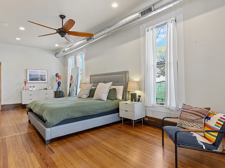 421 Spofford Ave — Photo 13