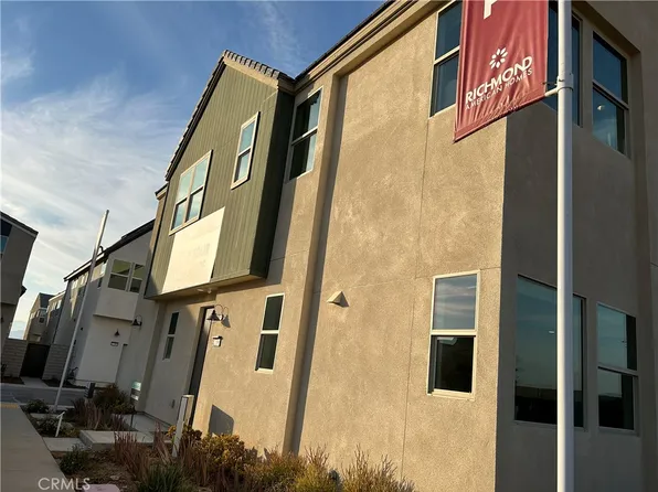 27386 Snow Creek Pl, Stevenson Ranch, CA 91381
