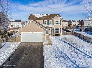 700 Brita Trl, Minooka, IL 60447