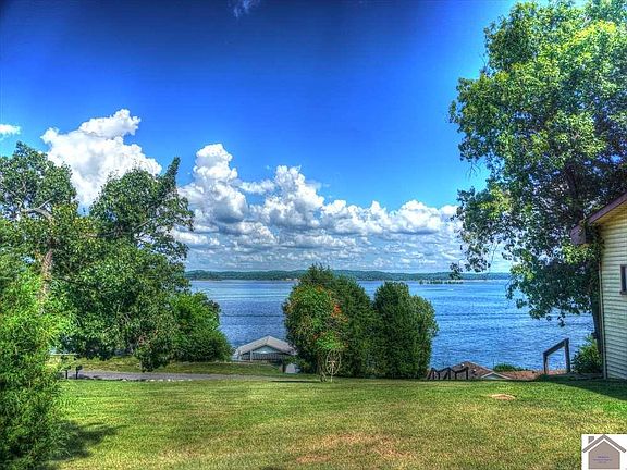 2nd image of 103 Lake Shore Dr