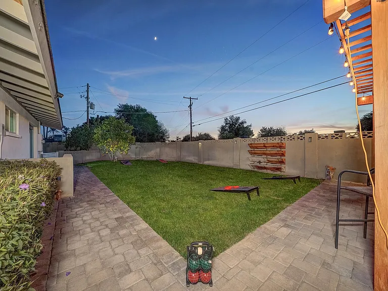 4623 E Earll Dr — Photo 34