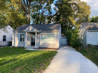 21152 Rensselaer St, Farmington Hills, MI 48336