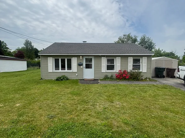 5 Clarendon Rd, Auburn, MA 01501