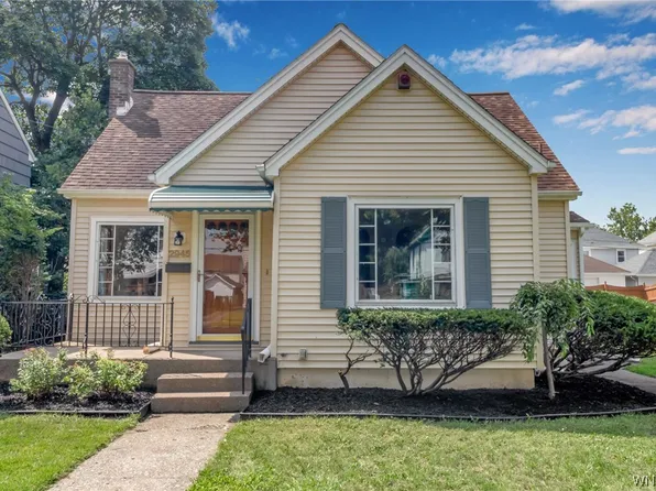 2945 Michigan Ave, Niagara Falls, NY 14305