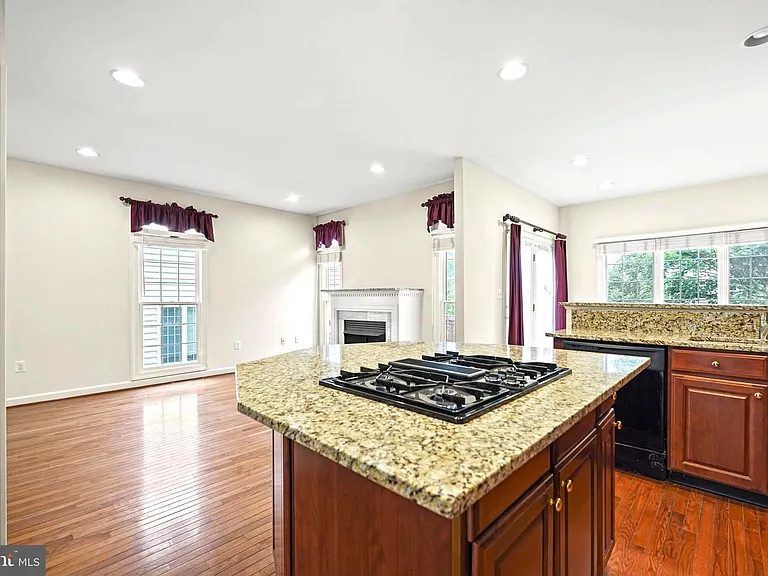 4519 Fair Valley Dr — Photo 13