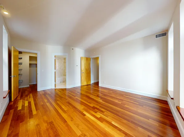 346 Coney Is Avenue image 14 of 25