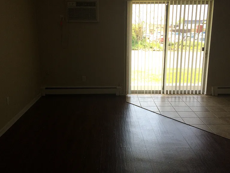 Cedarwood Estates Apartments — Photo 26