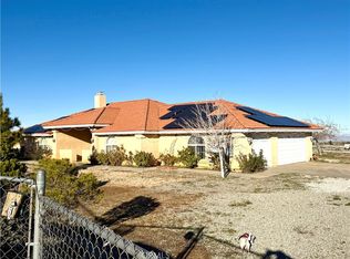 8225 Ailanthus St, Phelan, CA 92371