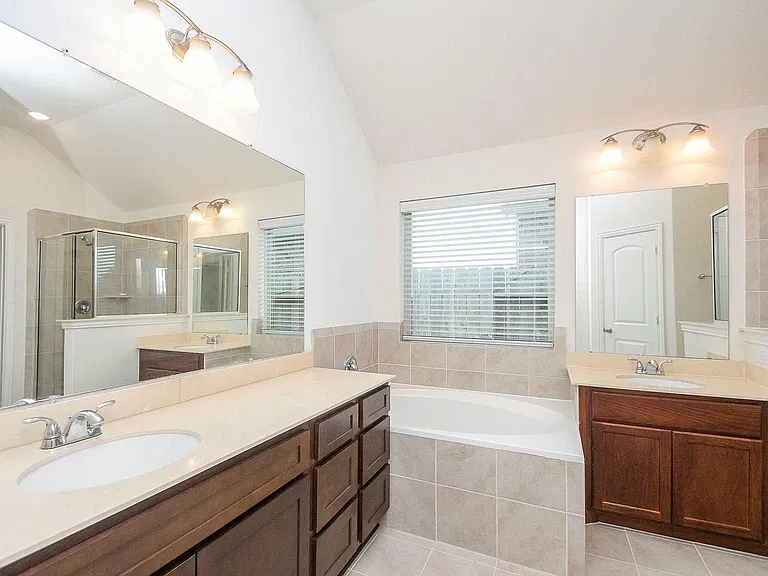 6142 Thief River Falls Dr — Photo 21