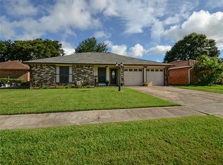 10026 Hillridge Rd, La Porte, TX 77571