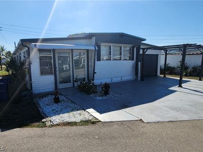 110 Gaslight Ave, North Fort Myers, FL, 33917