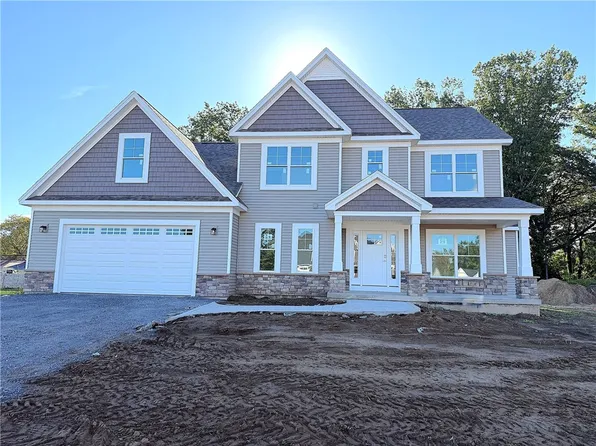 90 Fairbourne Park, Rochester, NY 14626