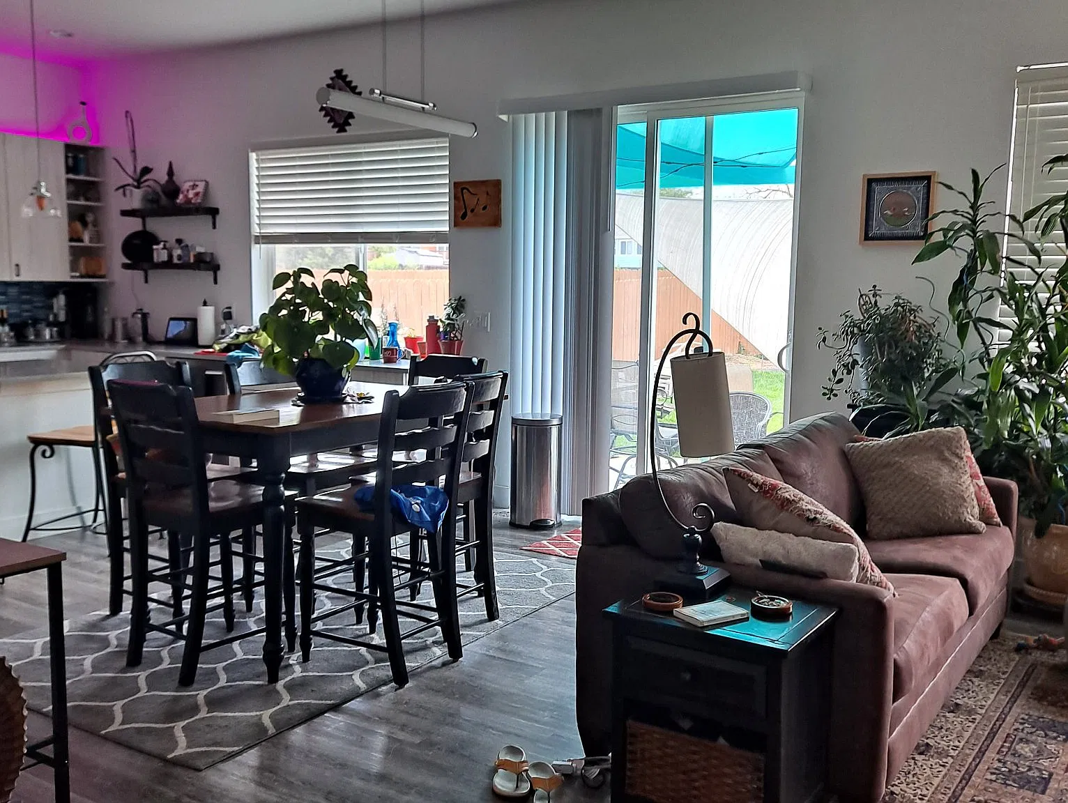 909 Russell St — Photo 4