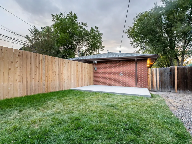 3418 N Cook St — Photo 15
