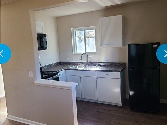 2nd image of 616 Marchmont Ln #102