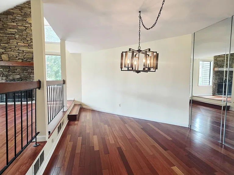 97 Cotswold Cir #2 — Photo 14