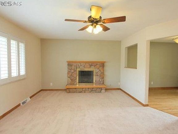 Living room with gas fireplace
