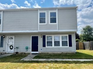 9 Farmhouse Ct, Sicklerville, NJ 08081