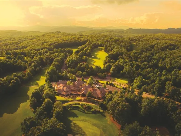 46 Princess Tree Way, Sunset, SC 29685