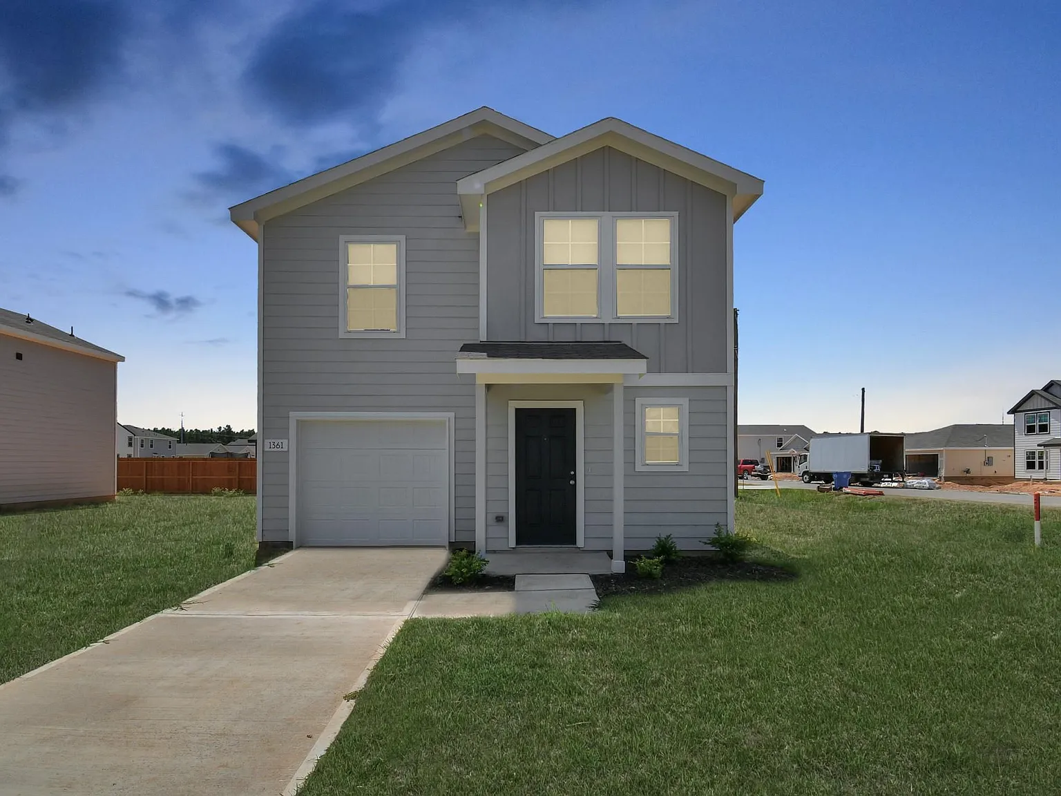 3 bed, 2.5 bath, 1600 sqft, $1,700 — Photo 1