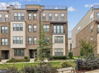 14426 Beckett Glen Cir UNIT 906, Chantilly, VA 20151